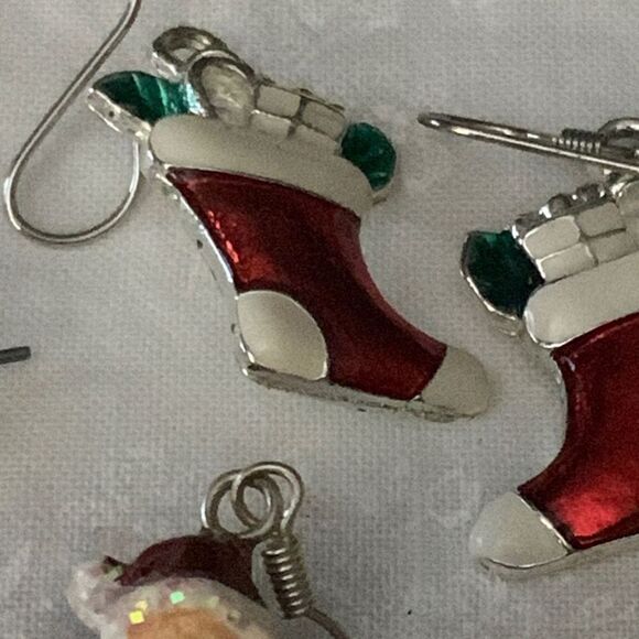 Vintage Christmas Earrings - Picture 12 of 14